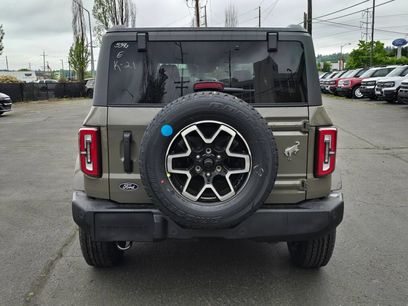 New 2026 Ford Bronco Outer Banks