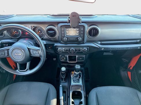 Used 2018 Jeep Wrangler Unlimited Sport AWD/4WD image 18