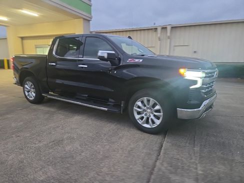 Used 2023 Chevrolet Silverado 1500 LTZ w/ LTZ Convenience Package II image 11