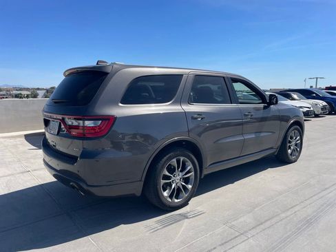 Used 2019 Dodge Durango GT image 2
