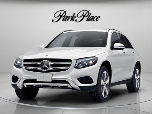 Used 2018 Mercedes-Benz GLC 300 4MATIC image 37