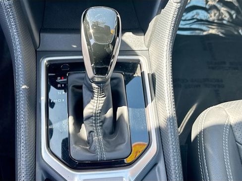 Certified 2023 Subaru Forester Limited AWD/4WD image 15