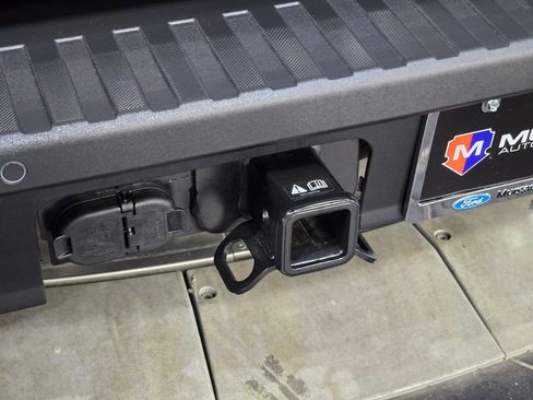 New 2025 Ford Maverick XLT w/ XLT Luxury Package image 31