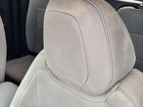 Certified 2022 Chevrolet Colorado W/T RWD image 15