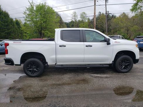 Used 2023 Chevrolet Silverado 1500 LT Trail Boss w/ Protection Package AWD/4WD image 8