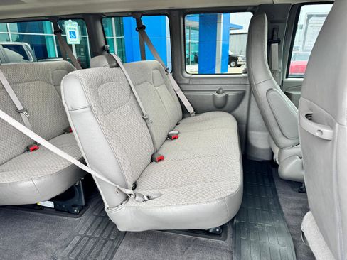 Used 2024 Chevrolet Express 3500 LT w/ LT Preferred Equipment Group image 17