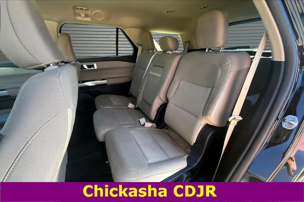 Used 2022 Ford Explorer XLT AWD/4WD image 21