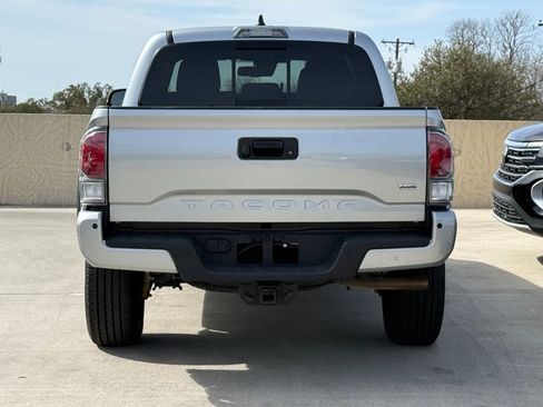 Used 2023 Toyota Tacoma TRD Off-Road w/ Technology Package image 8