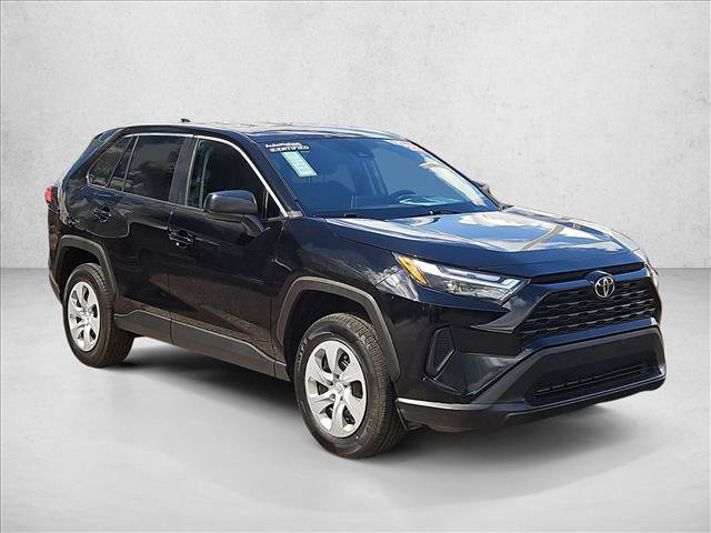 Used 2025 Toyota RAV4 LE AWD/4WD image 3