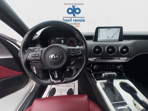 Used 2021 Kia Stinger GT1 AWD/4WD image 13