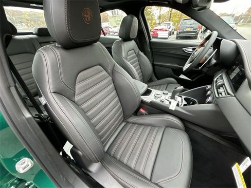 New 2025 Alfa Romeo Giulia AWD w/ Driving Assist Package image 15