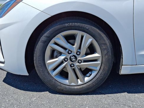 Used 2019 Hyundai Elantra Value Edition w/ Cargo Package FWD image 10