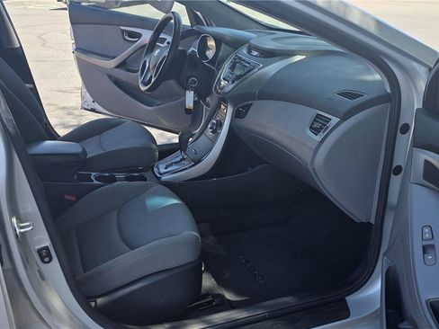 Used 2013 Hyundai Elantra GLS w/ Preferred Pkg FWD image 11