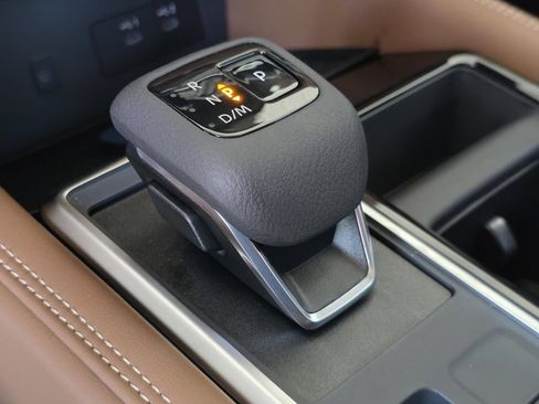 New 2026 Nissan Pathfinder Platinum AWD/4WD image 33