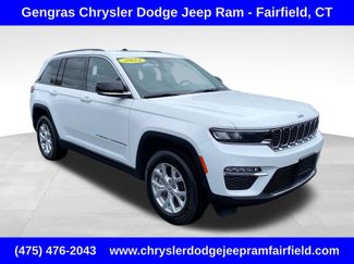 Used 2023 Jeep Grand Cherokee Limited w/ Trailer Tow Prep Group (B) AWD/4WD 360° Tour
