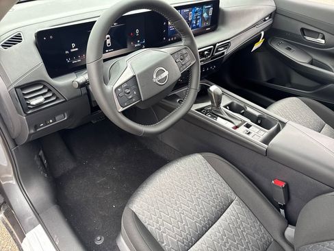 New 2026 Nissan Sentra SV w/ SV Convenience Package image 15