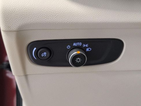 Used 2023 Buick Envision Preferred AWD/4WD image 10