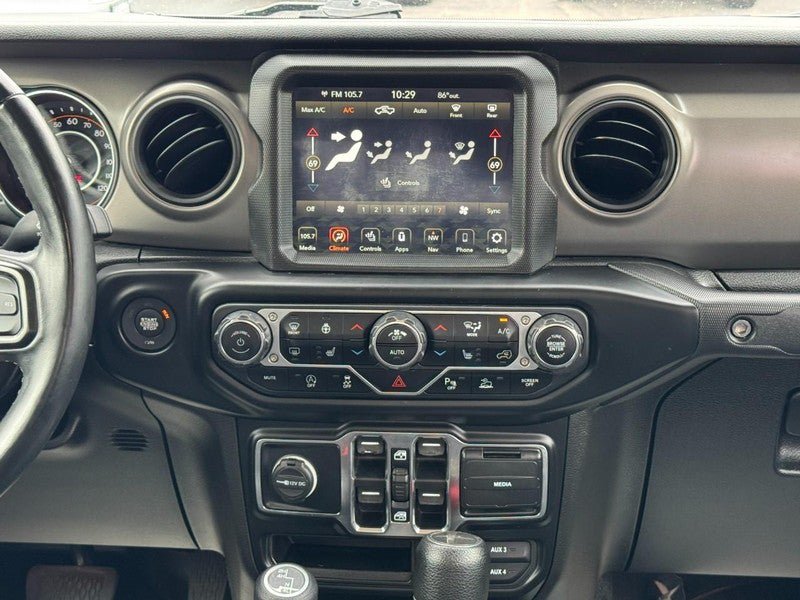 Used 2022 Jeep Gladiator Sport AWD/4WD image 15