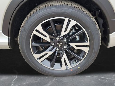 New 2026 Mitsubishi Eclipse Cross SEL AWD/4WD image 32