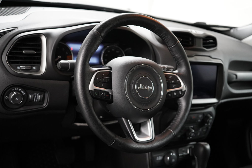 Used 2023 Jeep Renegade Limited AWD/4WD image 12