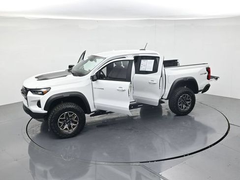 Used 2026 Chevrolet Colorado ZR2 AWD/4WD image 48