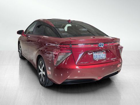 Used 2017 Toyota Mirai image 5