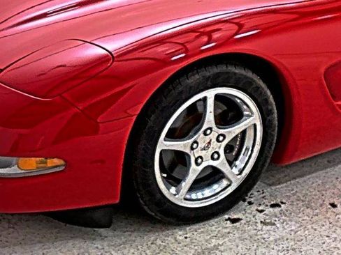 Used 2003 Chevrolet Corvette Base w/ Preferred Equipment Group1 image 7