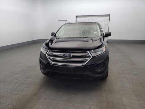 Used 2017 Ford Edge SE image 15
