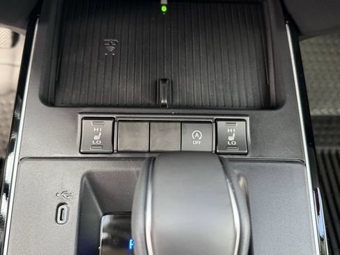 Used 2026 Toyota Corolla Cross XLE w/ Convenience Package FWD image 16