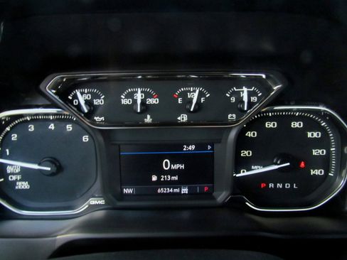 Used 2020 GMC Sierra 1500 SLE w/ SLE Value Package image 28