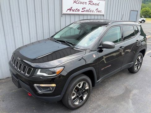 Used 2018 Jeep Compass Trailhawk w/ Leather Interior Group AWD/4WD image 30