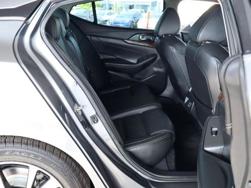 Used 2018 Nissan Maxima Platinum FWD image 33