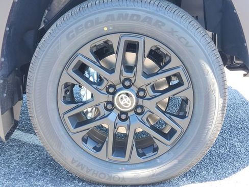 New 2026 Toyota Tundra SR5 image 9