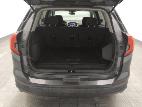 Used 2019 GMC Terrain SLE FWD image 29