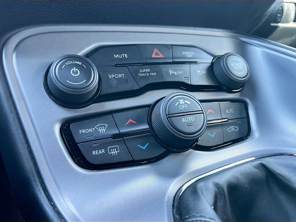 Used 2023 Dodge Challenger R/T RWD image 16