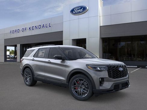 New 2026 Ford Explorer ST-Line w/ ST-Line Street Pack image 7