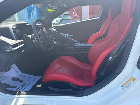 Used 2025 Chevrolet Corvette Stingray Coupe w/ 1LT RWD image 10