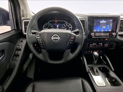 Used 2024 Nissan Frontier SL w/ Technology Package image 7