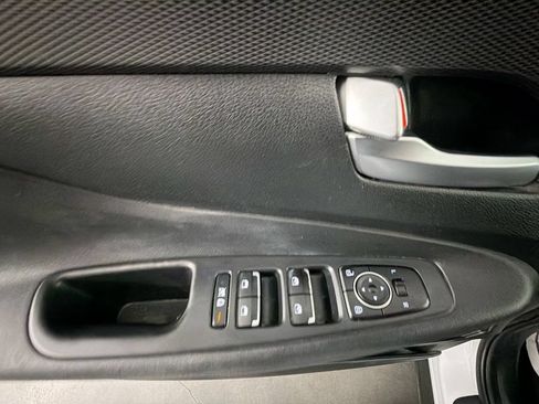 Used 2020 Hyundai Santa Fe SEL FWD image 22