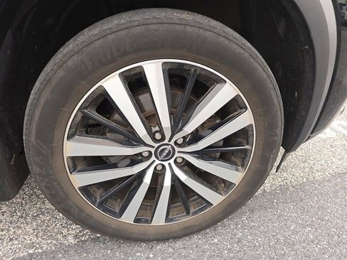 Used 2023 Nissan Pathfinder Platinum w/ Cargo Package image 20