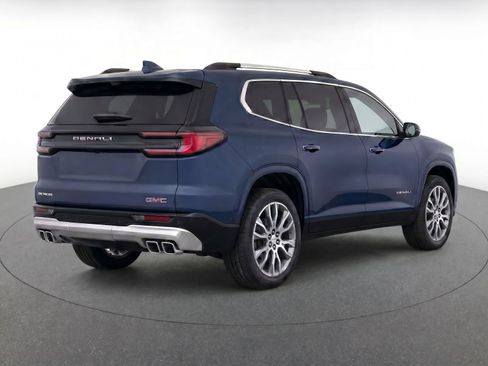 Used 2024 GMC Acadia Denali w/ Super Cruise Package FWD image 5