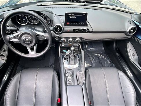 Used 2020 MAZDA MX-5 Miata RF Grand Touring RWD image 15