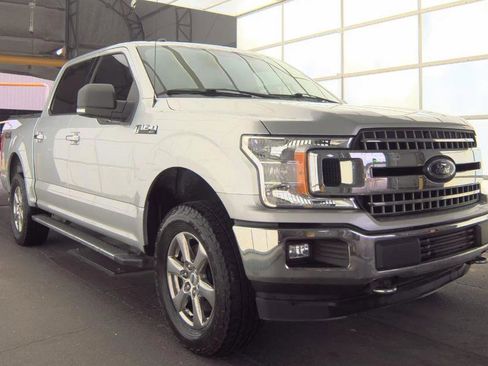 Used 2018 Ford F150 XLT w/ Equipment Group 302A Luxury AWD/4WD image 4