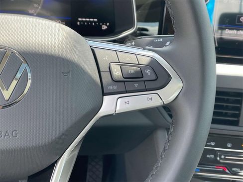 New 2025 Volkswagen Jetta SE image 19