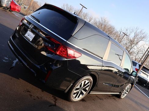 Certified 2026 Honda Odyssey EX-L image 7