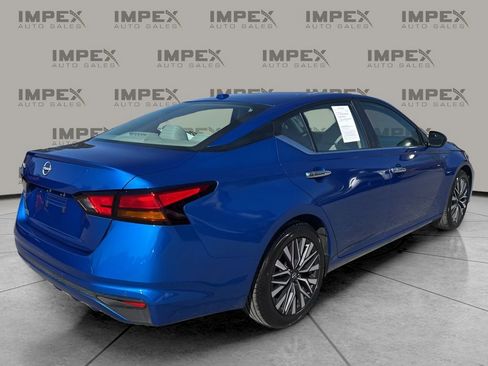 Used 2025 Nissan Altima 2.5 SV image 5