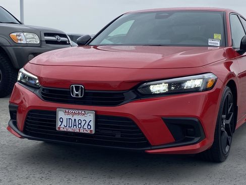 Used 2024 Honda Civic Sport image 7