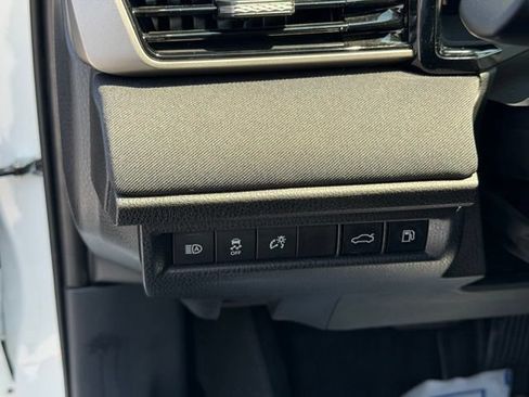Used 2025 Toyota Camry LE FWD image 21