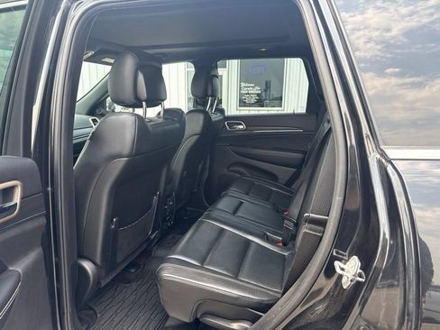 Used 2015 Jeep Grand Cherokee Limited w/ Luxury Group II AWD/4WD image 21