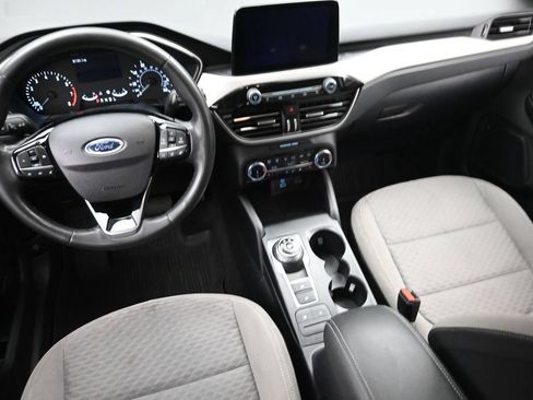 Used 2022 Ford Escape SE w/ SE Sport Appearance Package AWD/4WD image 16